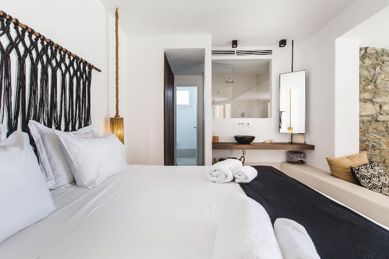 My Aktis Luxury Suites and Villas - Oda