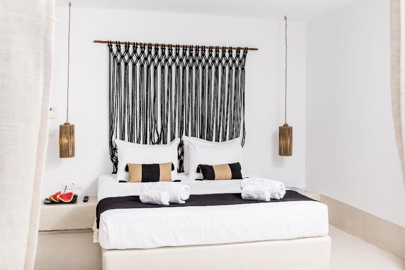 My Aktis Luxury Suites and Villas - Oda