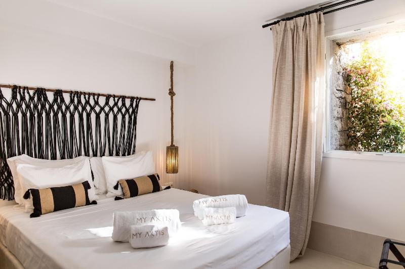 My Aktis Luxury Suites and Villas - Oda