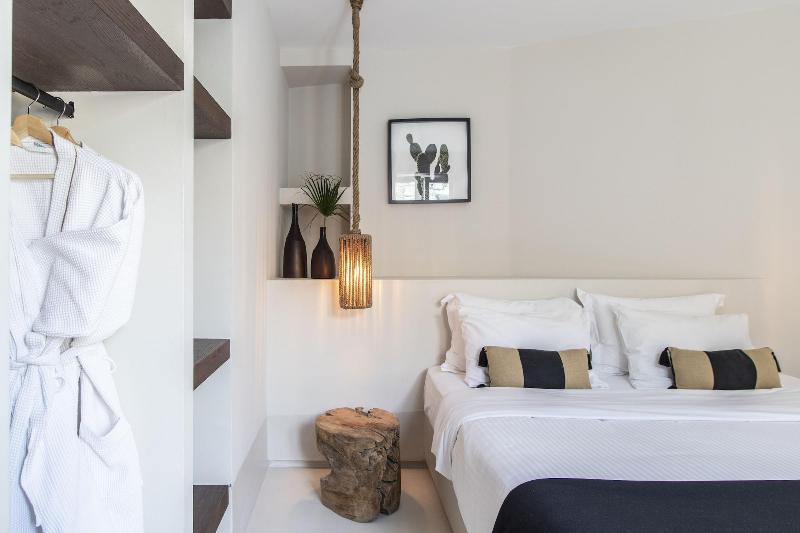 My Aktis Luxury Suites and Villas - Oda