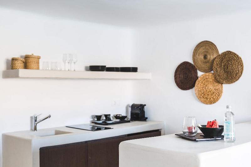My Aktis Luxury Suites and Villas - Oda