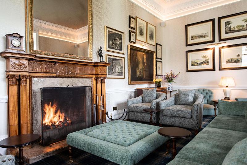 Schloss Roxburghe Golf Resort, part of  Hyatt - Lobi
