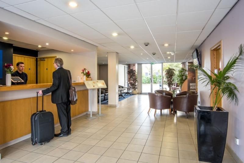 Metro Inn Walsall - Lobi