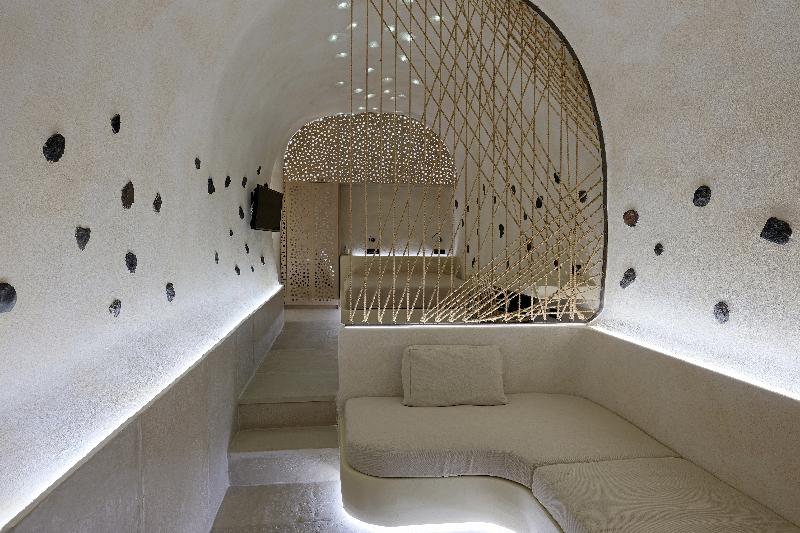 Andronikos Canaves - Oda
