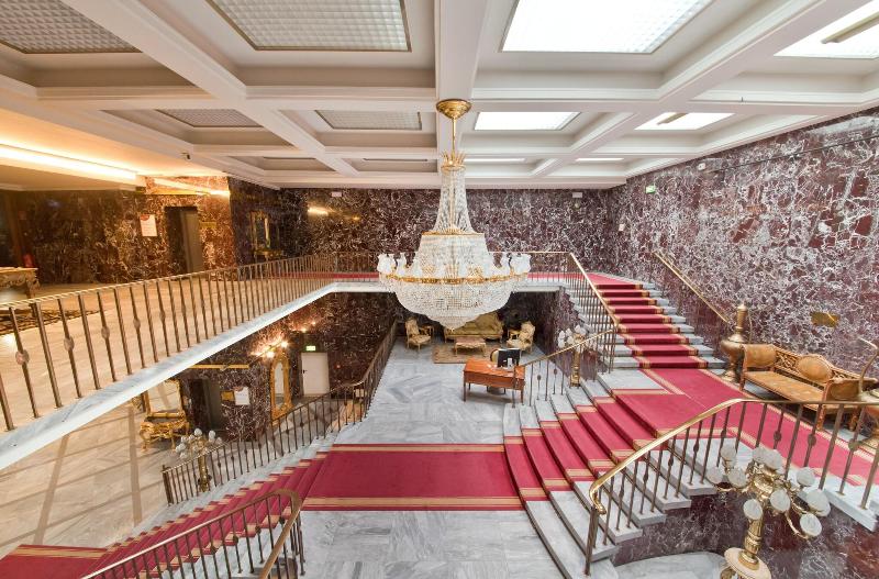 Novum Hotel Excelsior Dortmund - Lobi