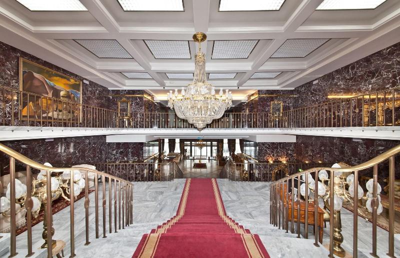 Novum Hotel Excelsior Dortmund - Lobi