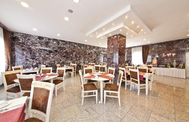 Novum Hotel Excelsior Dortmund - Restoran