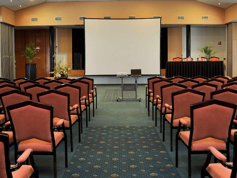 Golden Tulip Tjaarda Oranjewoud - Toplantı