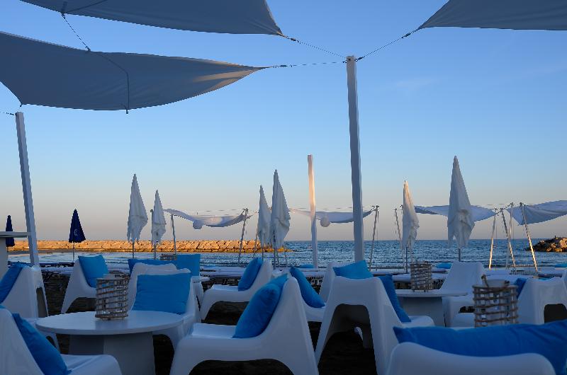 Sandy Beach - Plaj