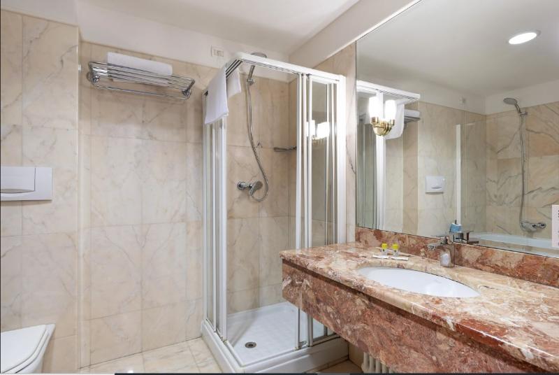 B&B Hotel Affi Lago Di Garda - Oda