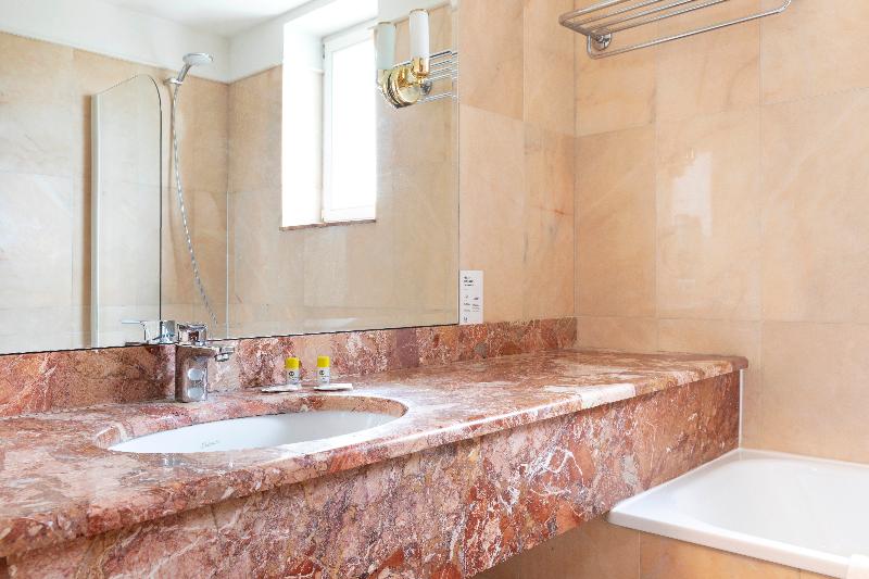 B&B Hotel Affi Lago Di Garda - Oda