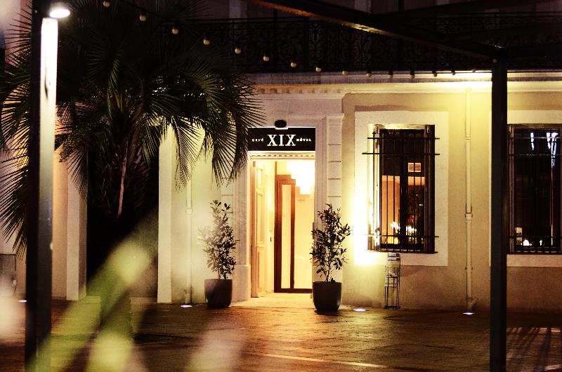 Hotel XIX - Genel
