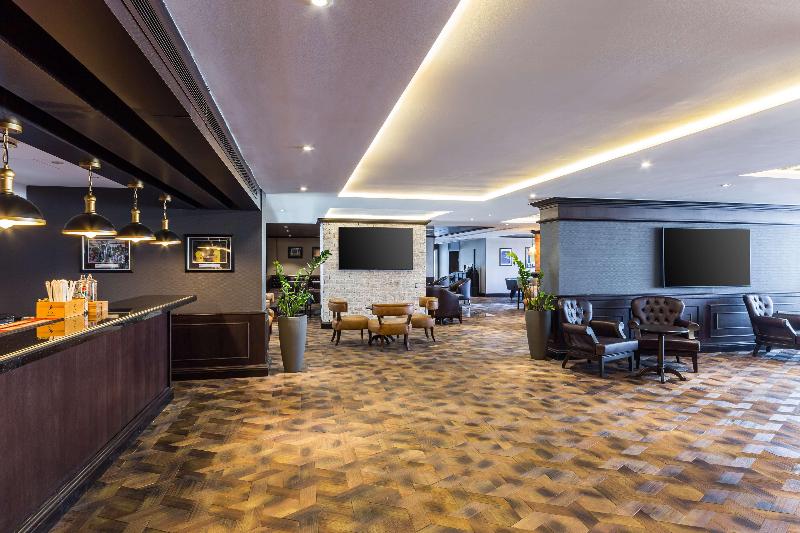 Radisson Blu Hotel, Dubai Canal View - Bar