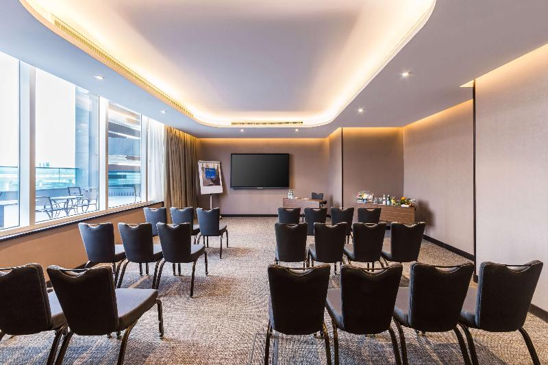 Radisson Blu Hotel, Dubai Canal View - Toplantı