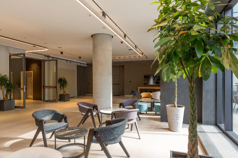 Mona Plaza Hotel - Lobi