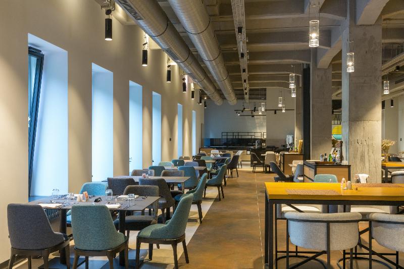Mona Plaza Hotel - Restoran