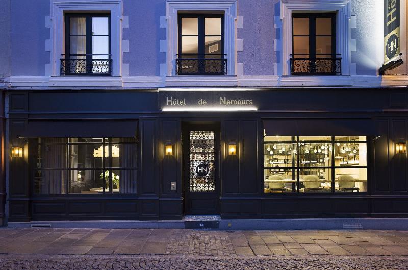 Le Nemours - Genel