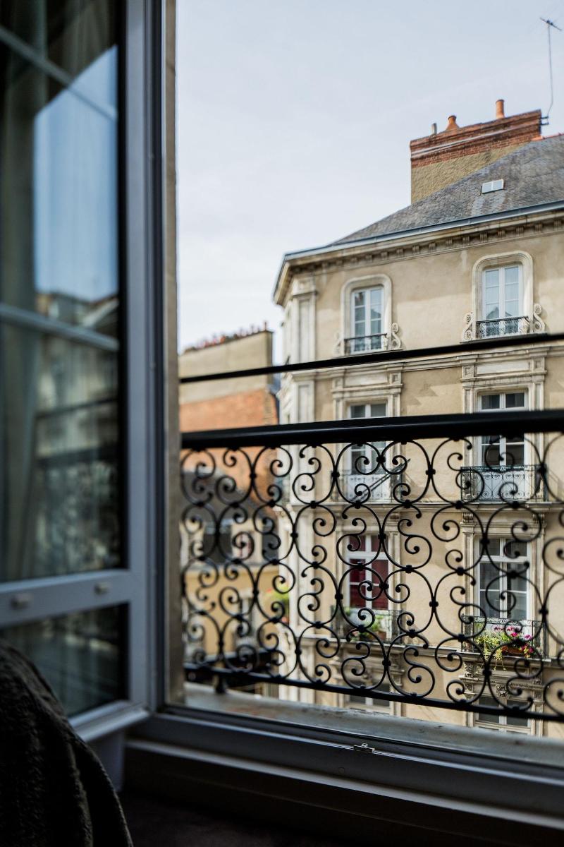 Le Nemours - Oda