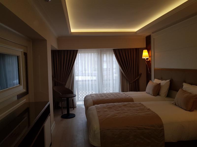 Grand Marcello Hotel - Oda