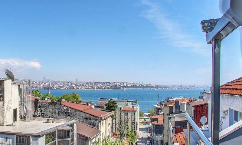 Cihangir Palace - Teras