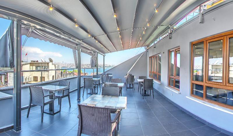 Cihangir Palace - Teras