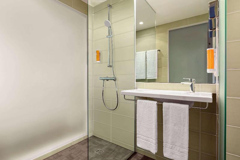 Super 8 by Wyndham Hamburg Mitte - Oda