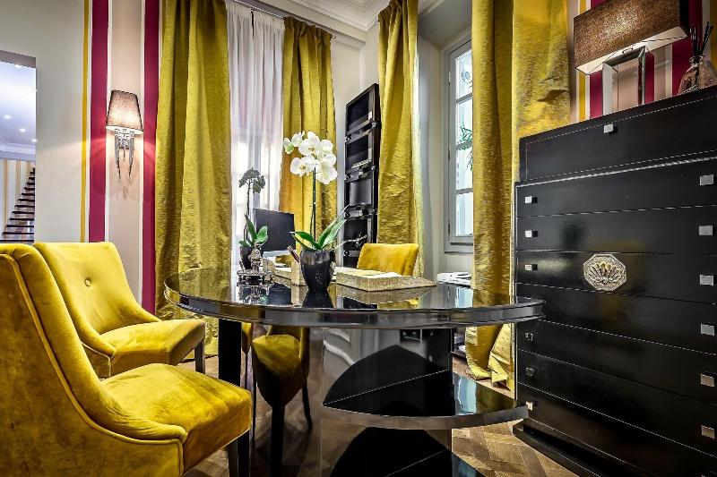 Artè Boutique Hotel - Lobi