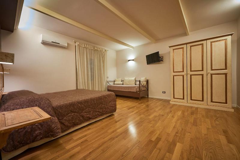 B&B Le Stanze Del Duomo - Oda