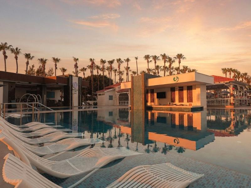 Cavo Maris Beach Hotel - Bar
