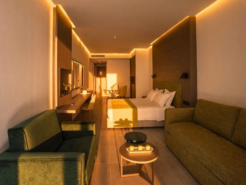 Cavo Maris Beach Hotel - Oda