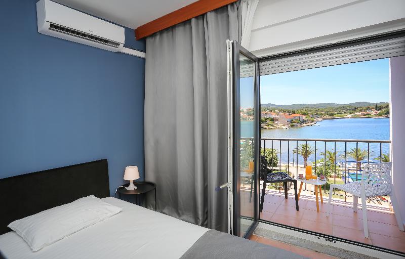 Hotel Lumbarda (New Management 2023) - Oda
