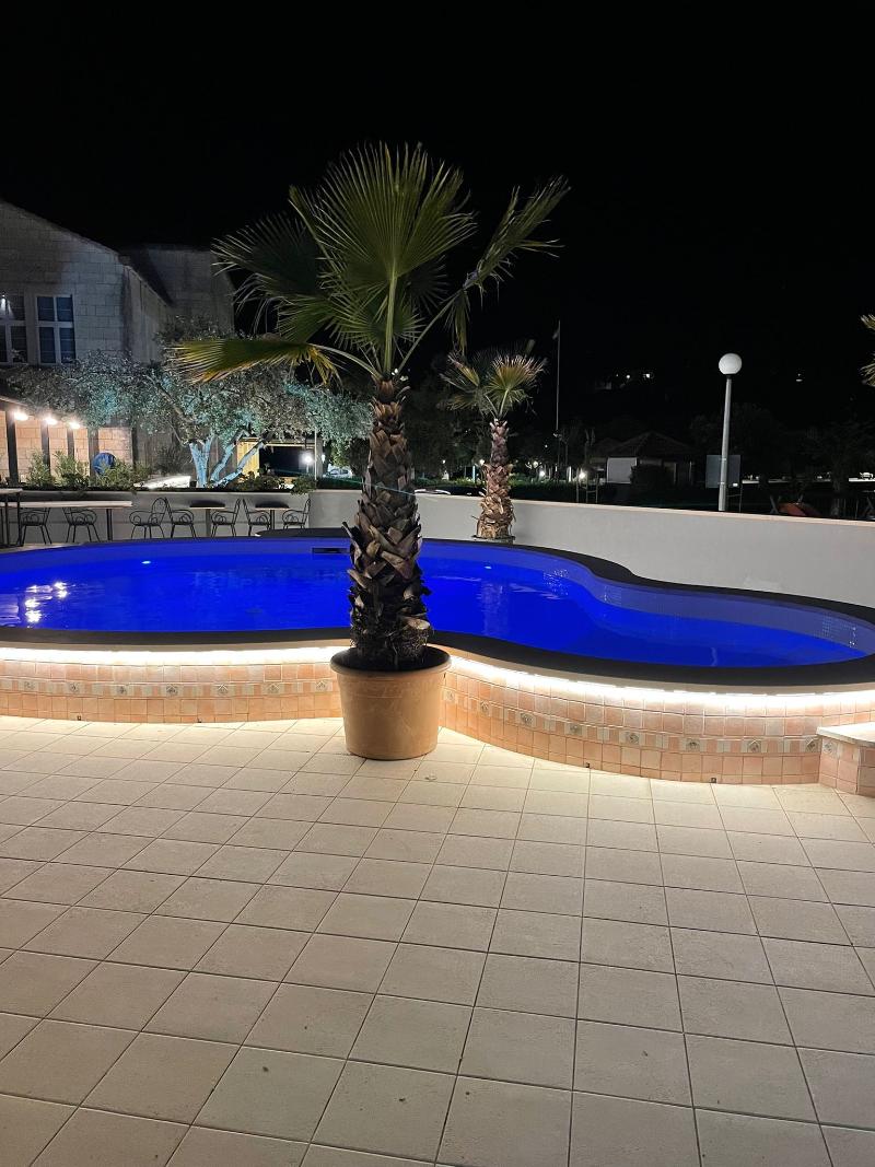 Hotel Lumbarda (New Management 2023) - Havuz