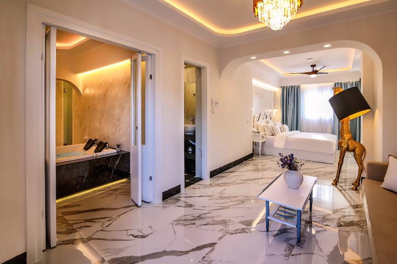 Panorama Suites & Spa - Oda