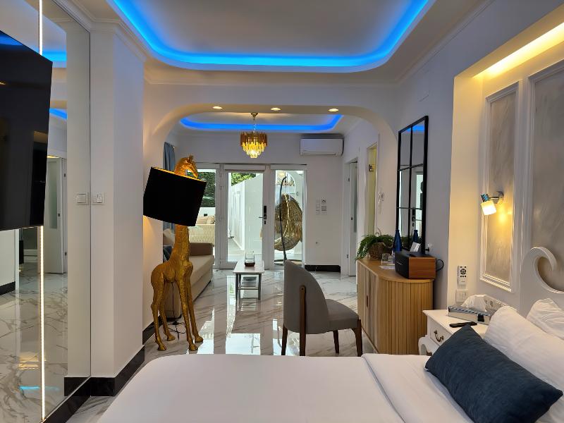 Panorama Suites & Spa - Oda