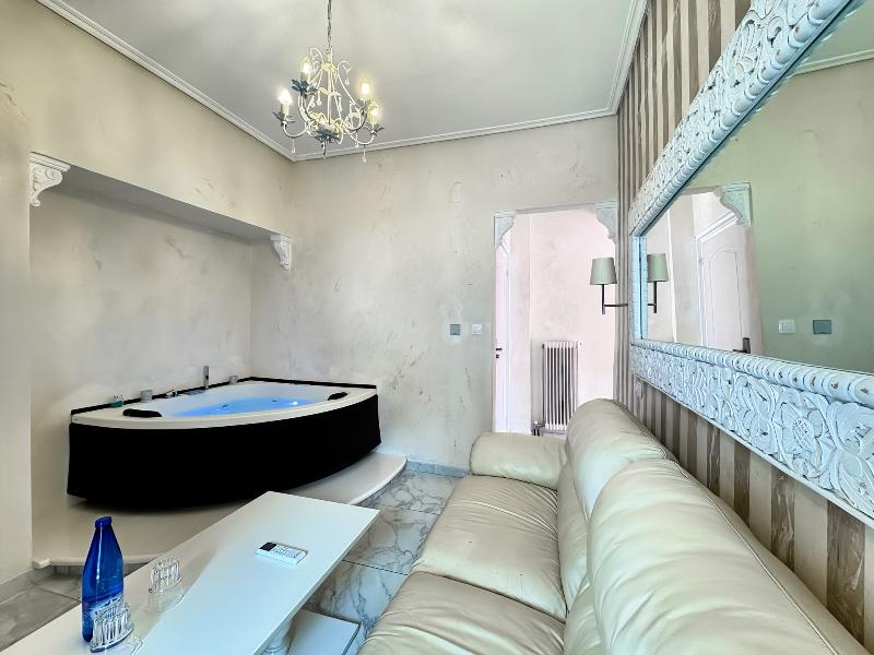 Panorama Suites & Spa - Oda