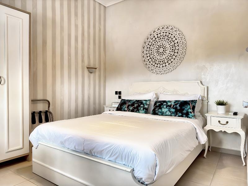 Panorama Suites & Spa - Oda