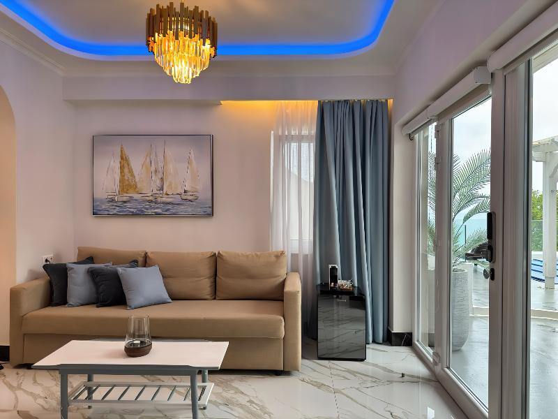Panorama Suites & Spa - Oda