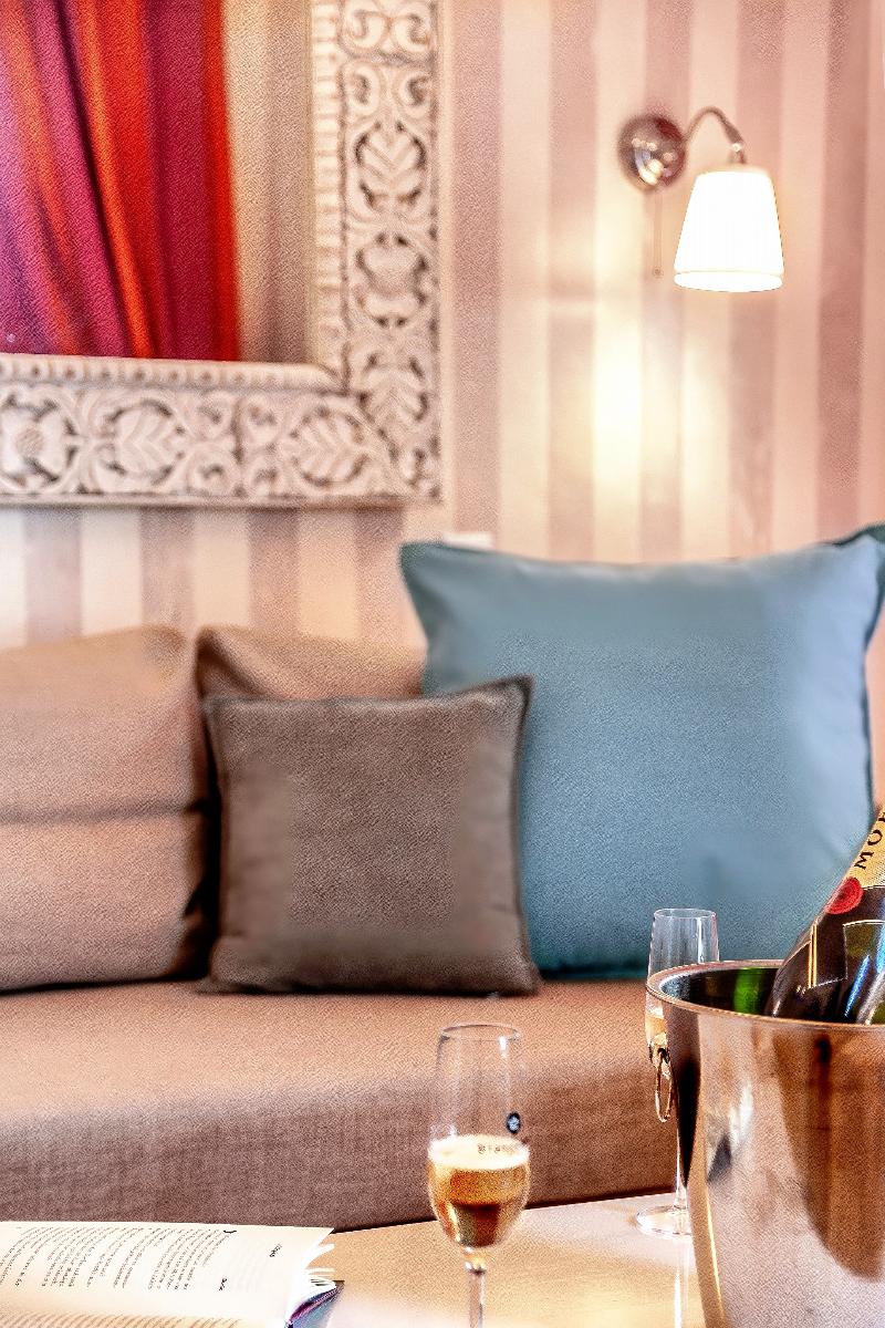 Panorama Suites & Spa - Oda