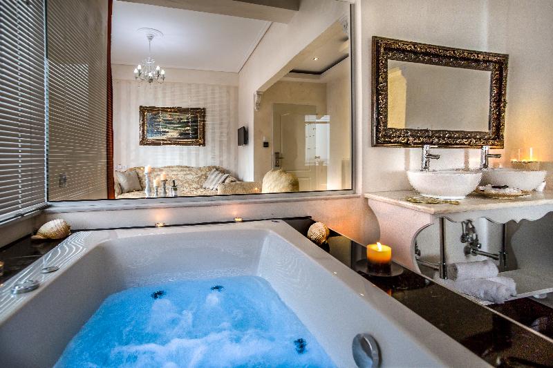 Panorama Suites & Spa - Oda