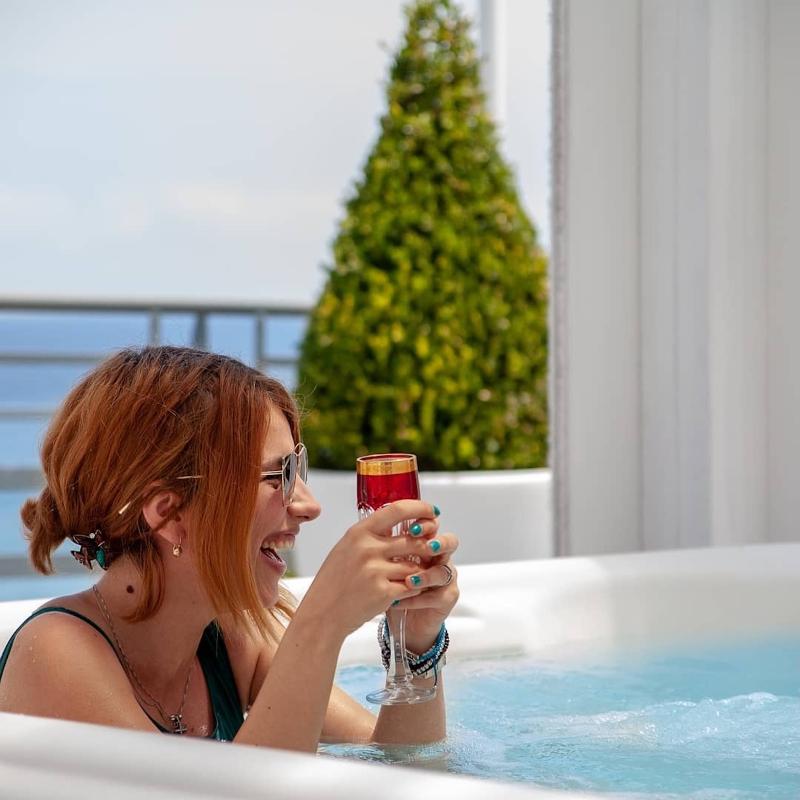 Panorama Suites & Spa - Oda