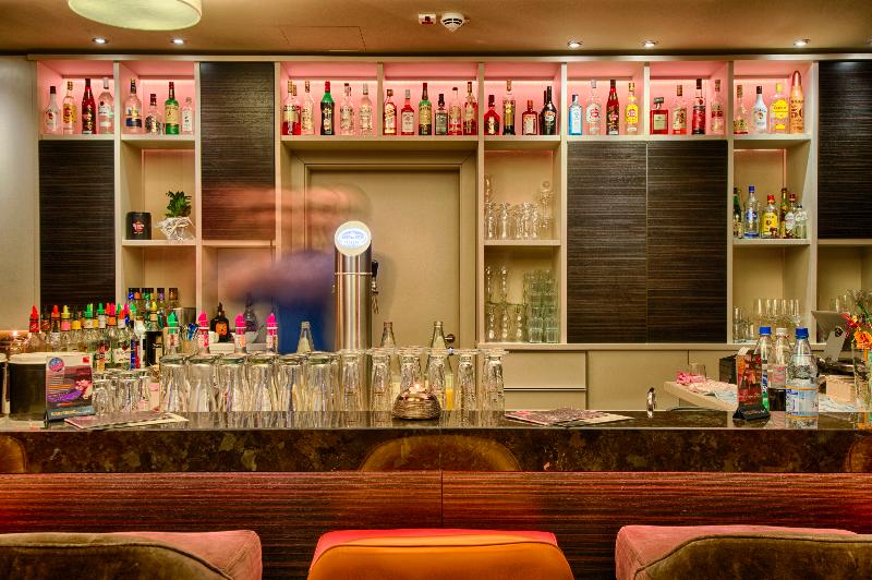 Braun Art Hotel - Bar