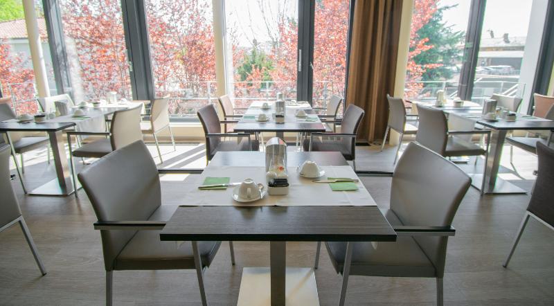 Braun Art Hotel - Restoran