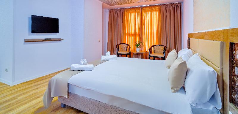 Sir Fundeni Hotel - Oda
