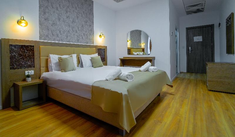 Sir Fundeni Hotel - Oda