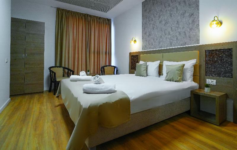 Sir Fundeni Hotel - Oda