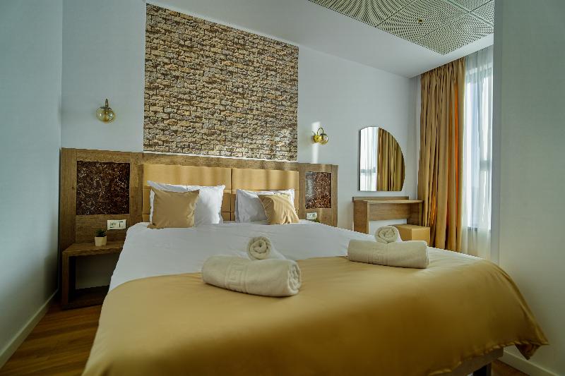 Sir Fundeni Hotel - Oda