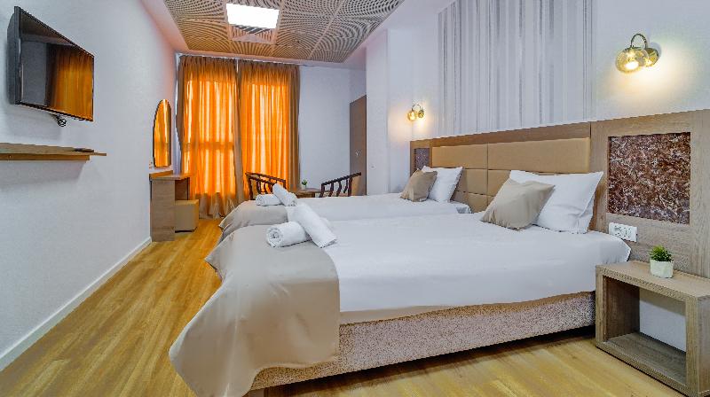 Sir Fundeni Hotel - Oda