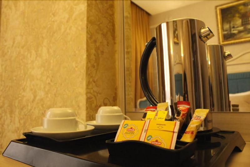 Vendome Hotel - Oda