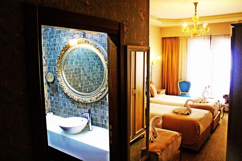 Vendome Hotel - Oda