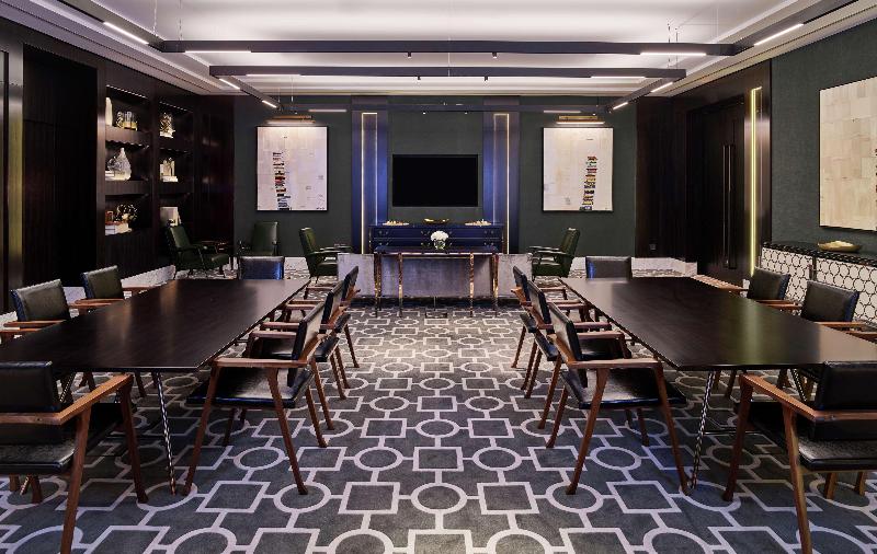 Waldorf Astoria DIFC - Toplantı